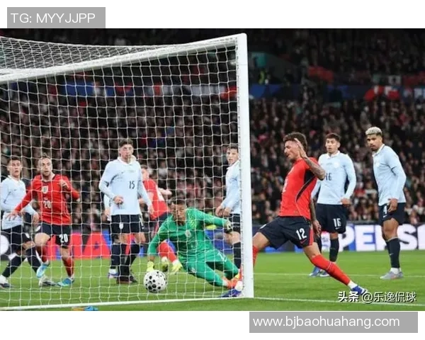 欧冠决赛温布利草坪问题引发球员集体不满与吐槽